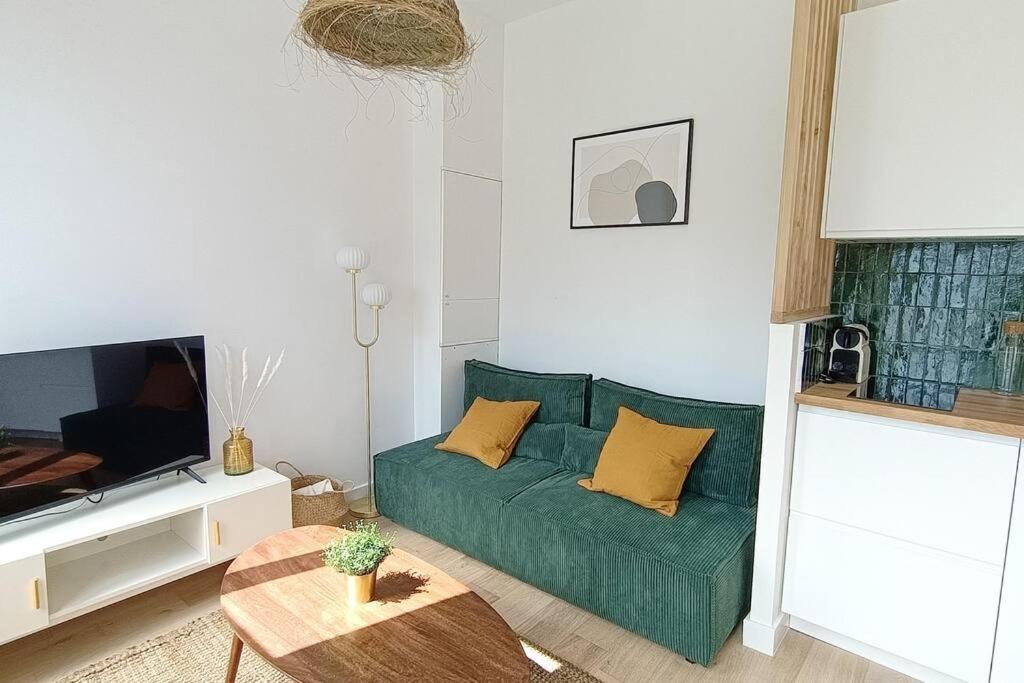 Appartement Gare Avec Parking รูออง ภายนอก รูปภาพ